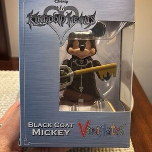 Disney Kingdom of Hearts black coat Mickey figurine!!